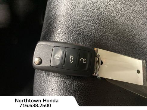 Used 2017 Volkswagen Jetta SE image 20