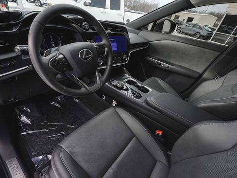 Used 2023 Lexus RZ 450e Premium w/ Technology Package image 14