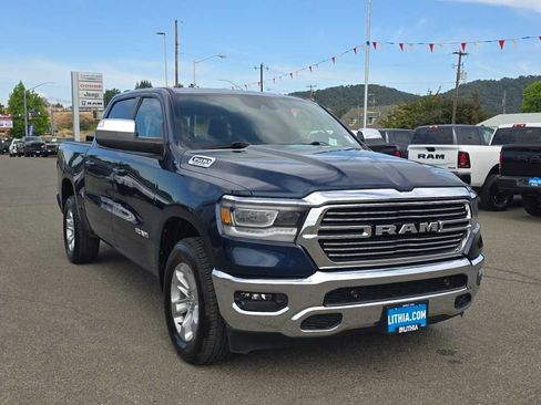 Used 2023 RAM 1500 Laramie AWD/4WD image 7