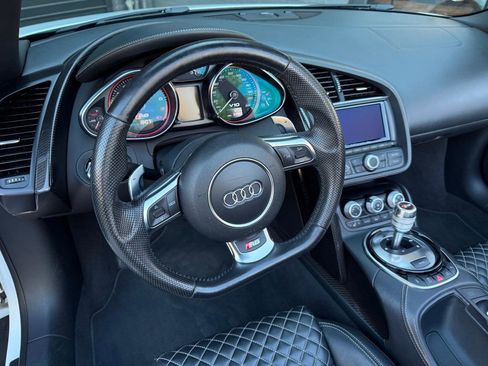 Used 2015 Audi R8 V10 image 37