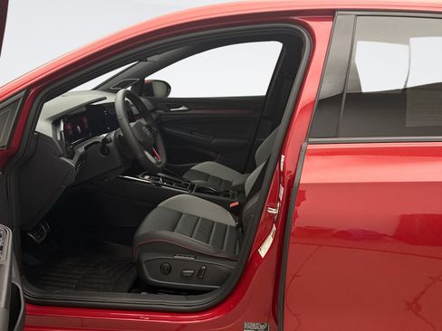 Used 2024 Volkswagen GTI SE FWD image 8