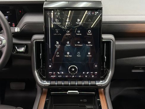 Used 2026 GMC Yukon XL Denali w/ Sun & Power Step Package AWD/4WD image 18