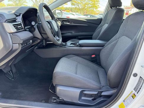 Used 2025 Toyota Camry LE FWD image 20