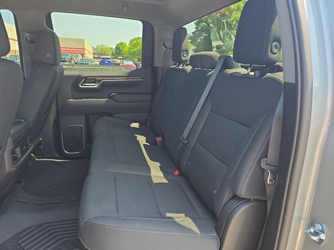 Used 2023 Chevrolet Silverado 1500 LT Trail Boss w/ Protection Package AWD/4WD image 14