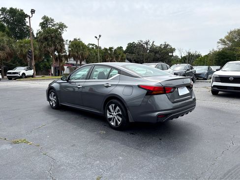 Used 2023 Nissan Altima 2.5 S FWD image 28