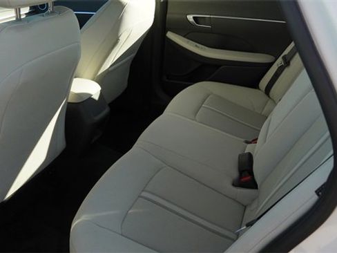 Used 2023 Hyundai Sonata SEL image 13