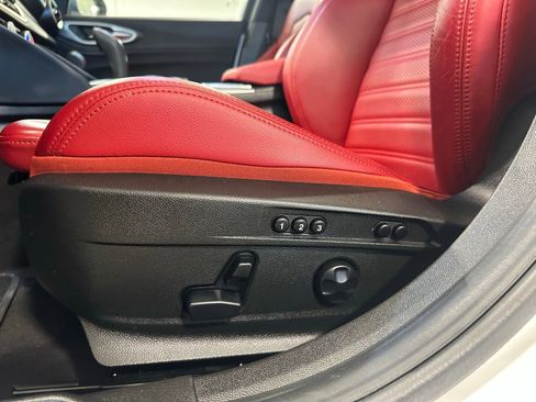 Used 2024 Alfa Romeo Giulia Veloce RWD image 14