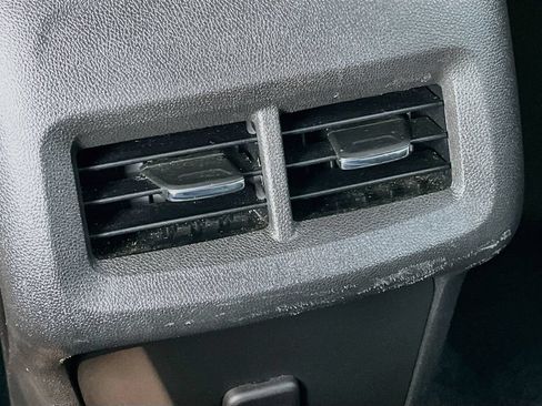 Used 2023 Chevrolet Equinox LT w/ Driver Convenience Package AWD/4WD image 24