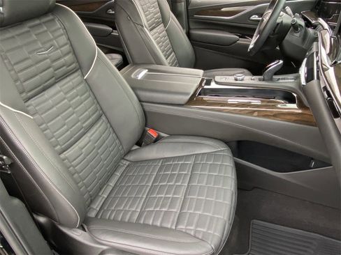 Certified 2024 Cadillac Escalade ESV Sport Platinum w/ LPO, ONYX Package image 11