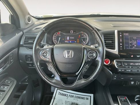 Used 2017 Honda Pilot Elite image 19