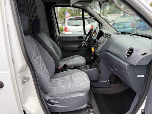 Used 2010 Ford Transit Connect XL image 17
