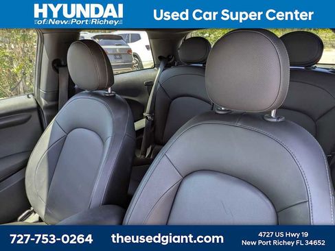 Used 2020 MINI Cooper 2-Door Hardtop FWD image 3