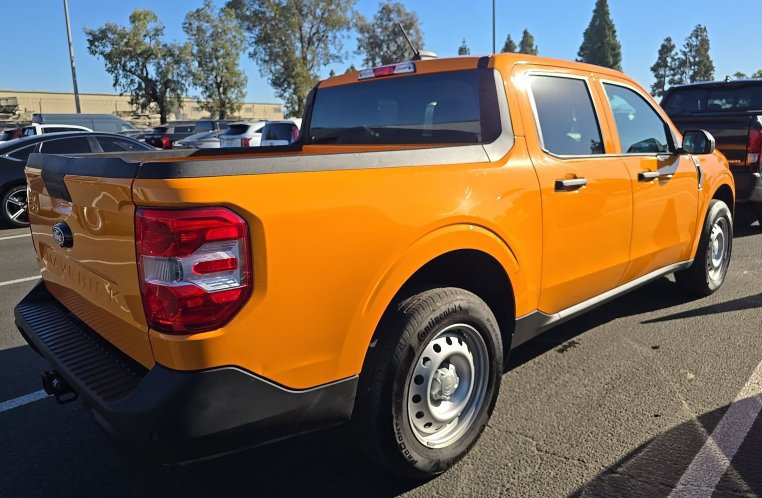 Used 2026 Ford Maverick XL AWD/4WD image 2