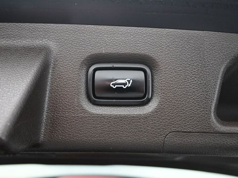 Used 2020 Hyundai Santa Fe Limited image 37