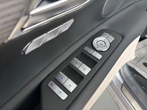 New 2025 Genesis GV80 3.5T Prestige image 27