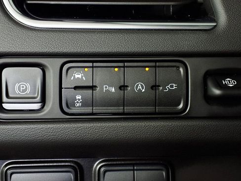 Used 2021 Chevrolet Tahoe High Country image 17