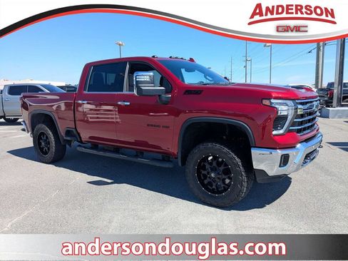 Used 2025 Chevrolet Silverado 2500 LTZ w/ LTZ Premium Package AWD/4WD image 1