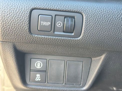 Used 2019 Honda Accord LX image 31