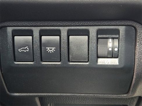 Used 2024 Subaru Ascent Touring image 26