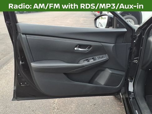 Used 2025 Nissan Sentra SV FWD image 13