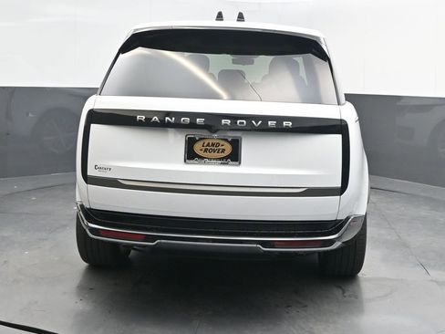 New 2025 Land Rover Range Rover Long Wheelbase SE image 6