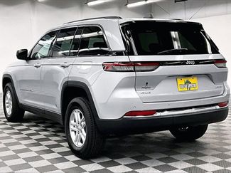 Used 2023 Jeep Grand Cherokee Laredo video 2