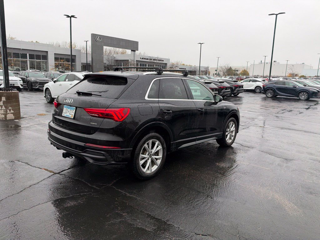 Used 2022 Audi Q3 2.0T Premium AWD/4WD image 18