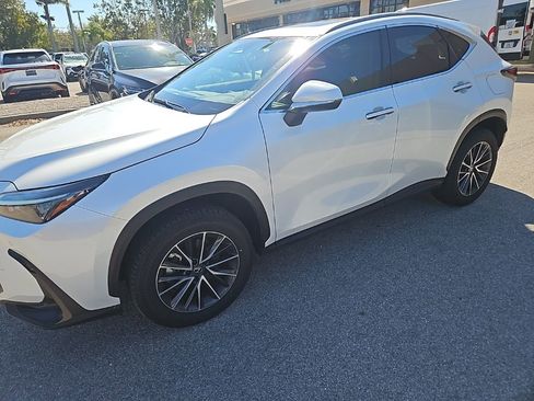 Used 2024 Lexus NX 250 FWD image 15