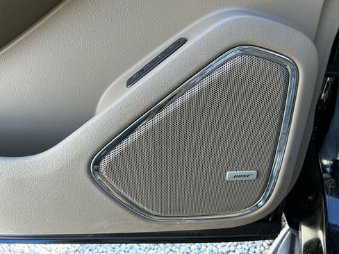 Used 2017 Chevrolet Tahoe LT image 11