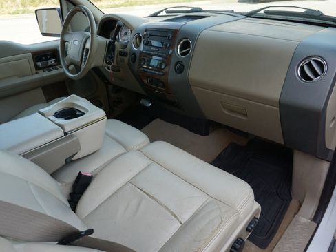 Used 2004 Ford F150 Lariat image 15