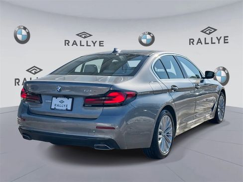 Certified 2023 BMW 530i xDrive w/ Luxury Seating Package image 6
