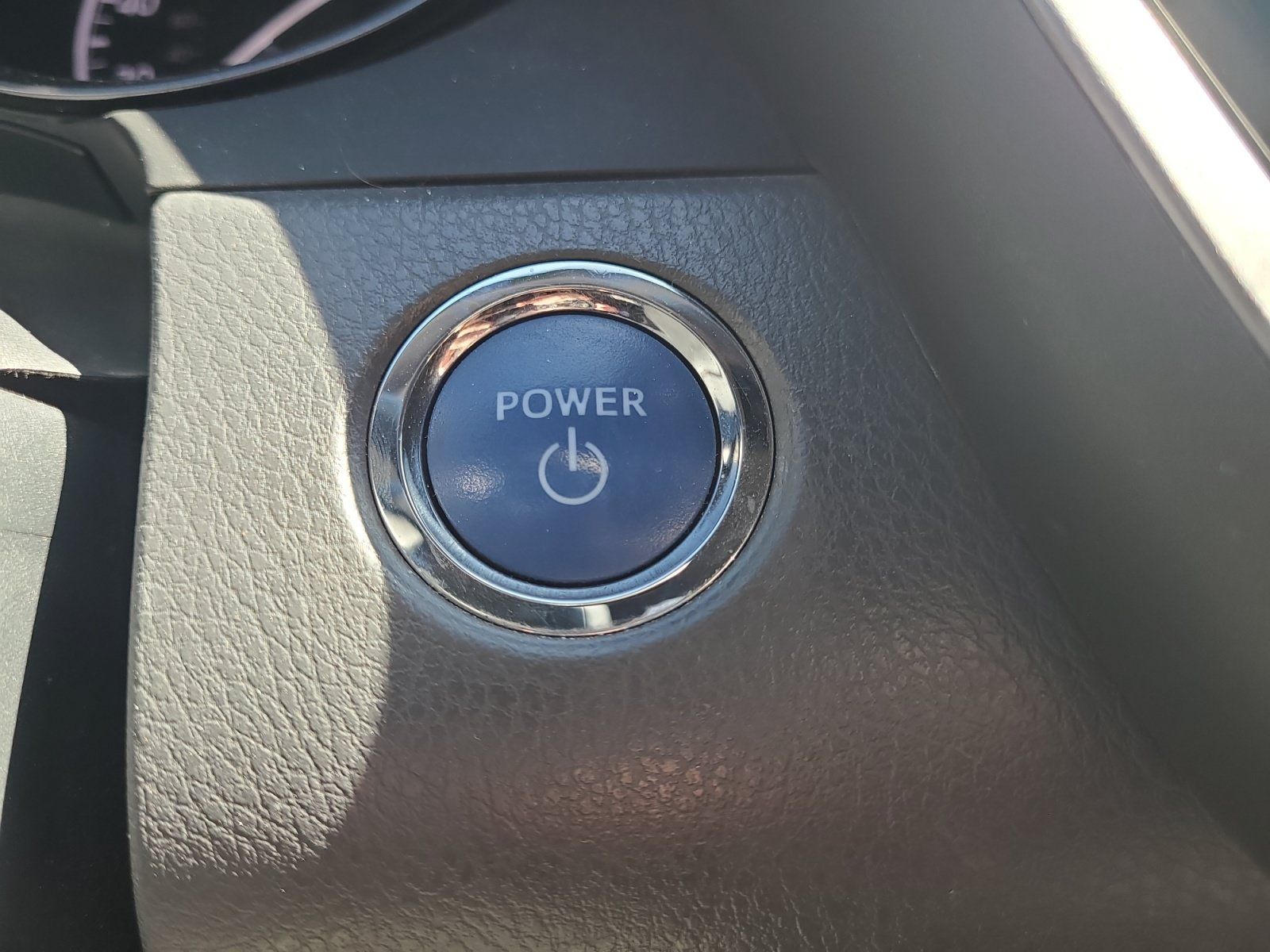 Used 2024 Toyota Camry SE FWD image 30