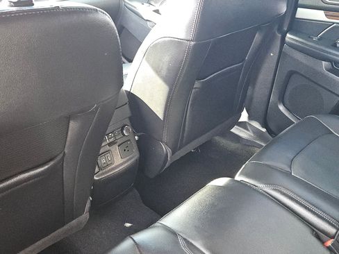 Used 2019 Ford Explorer Limited w/ Ford Safe & Smart Package image 19