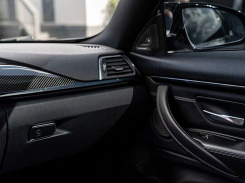 Used 2018 BMW M4 Coupe image 19