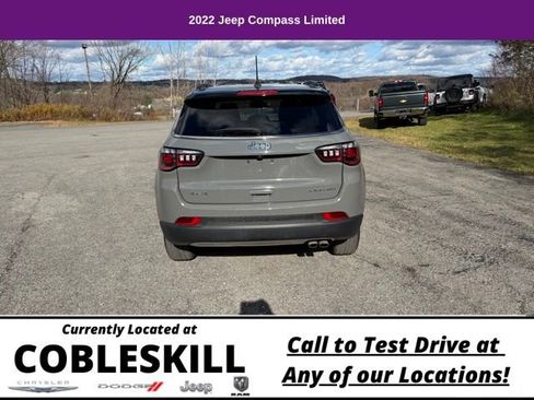 Used 2022 Jeep Compass Limited image 5