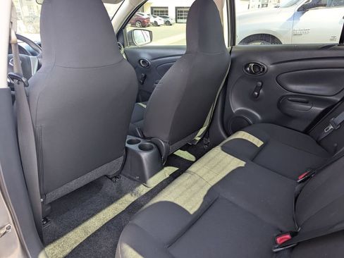 Used 2016 Nissan Versa S FWD image 27