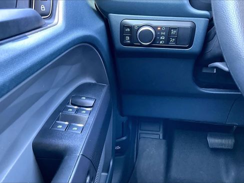 Used 2025 Ford Maverick XL FWD image 30