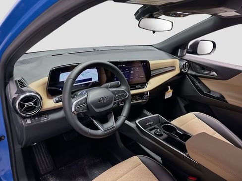 New 2026 Chevrolet Equinox ACTIV FWD image 10