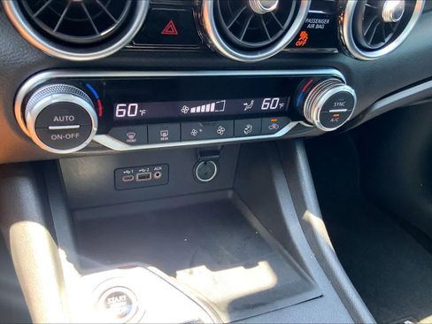 Used 2020 Nissan Sentra SV FWD image 32