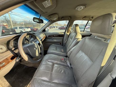 Used 2010 Mercury Grand Marquis LS image 12