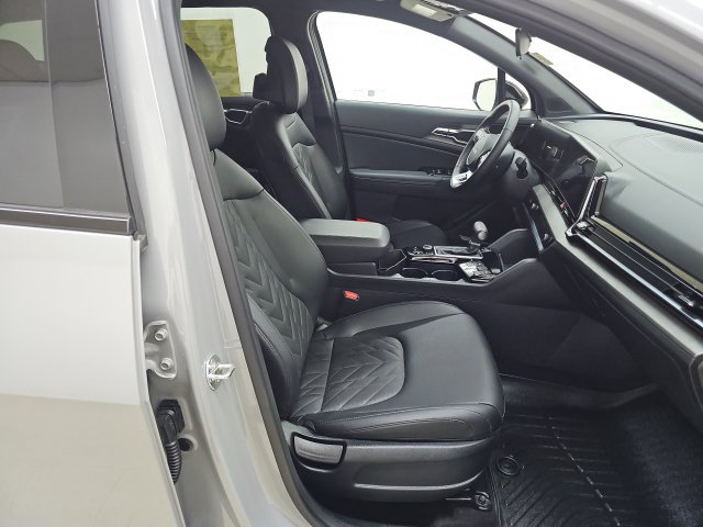 Used 2025 Kia Sportage X-Line AWD/4WD image 20