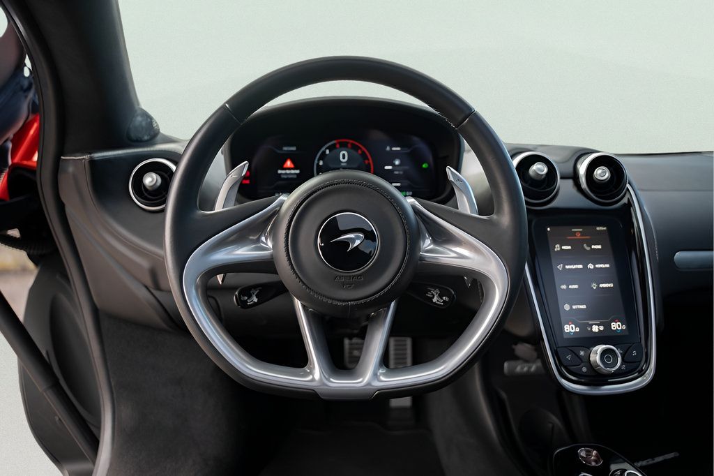 Used 2023 McLaren GT RWD image 40