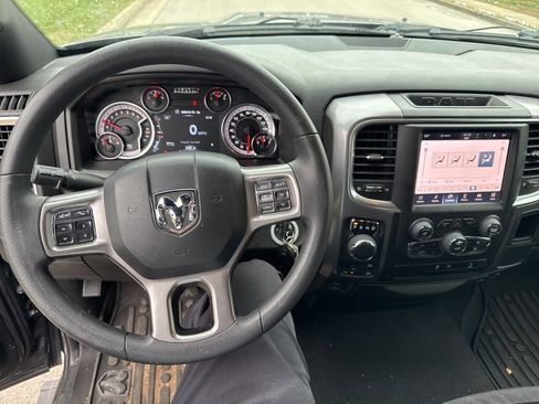 Used 2024 RAM 1500 Classic Warlock w/ Electronics Group image 10