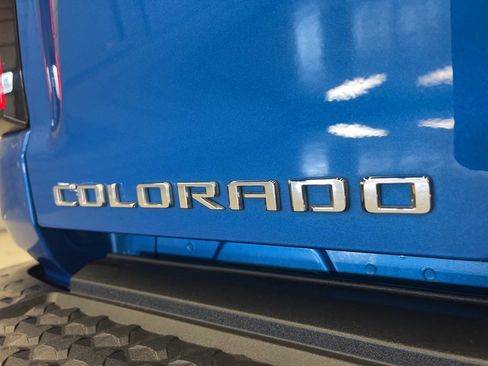 Used 2023 Chevrolet Colorado LT w/ LT Convenience Package III image 35