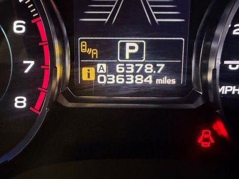 Used 2018 Subaru Forester 2.5i Limited AWD/4WD image 12