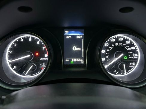 Used 2022 Toyota Camry SE image 22