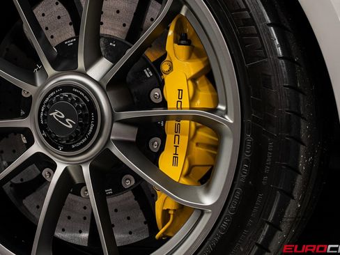 Used 2019 Porsche 911 GT3 RS image 25