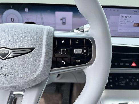 New 2026 Genesis GV70 2.5T Advanced image 33