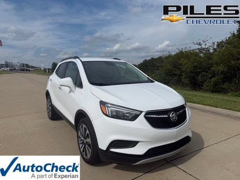 Used 2021 Buick Encore Preferred AWD/4WD image 1