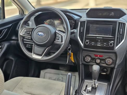 Used 2017 Subaru Impreza 2.0i AWD/4WD image 32